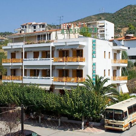 Hotel Aidipsos Лутра Едипсу Екстериор снимка