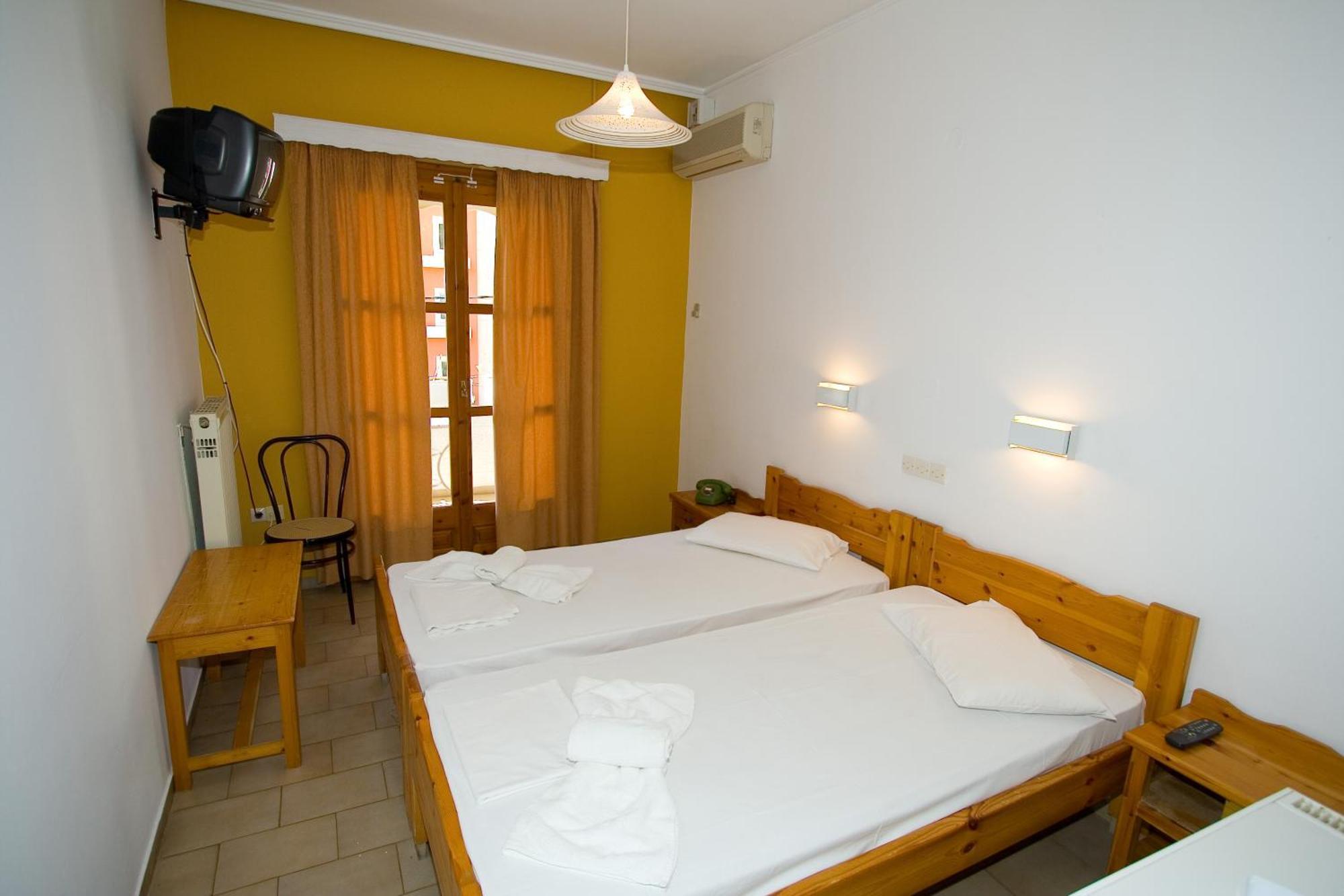 Hotel Aidipsos Лутра Едипсу Стая снимка