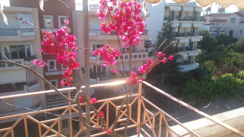 Hotel Aidipsos Лутра Едипсу Екстериор снимка