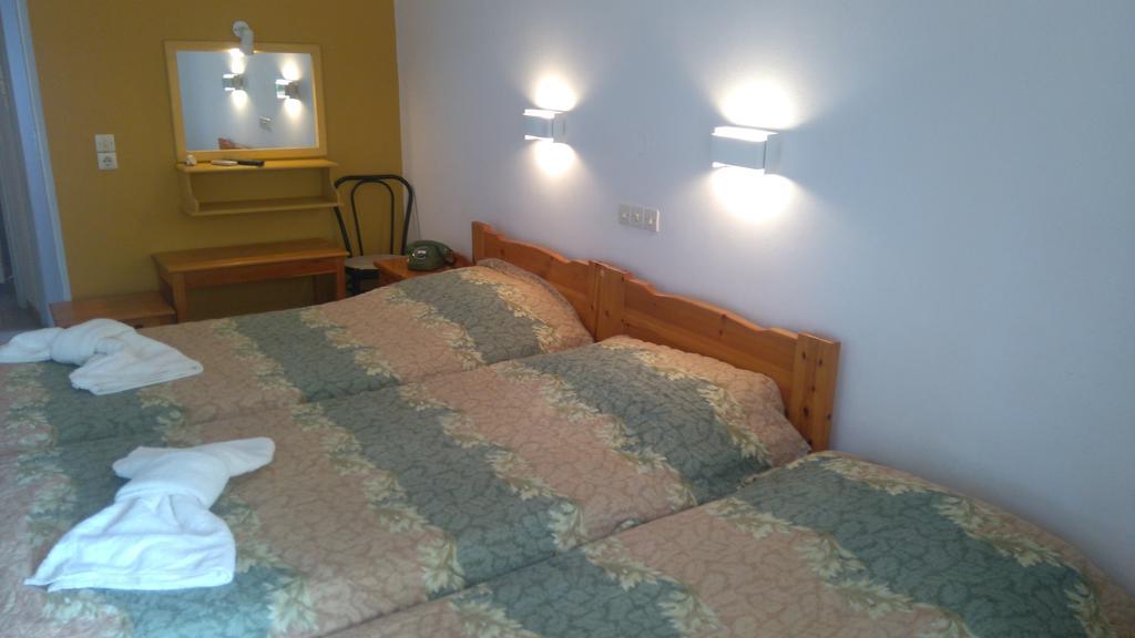 Hotel Aidipsos Лутра Едипсу Екстериор снимка