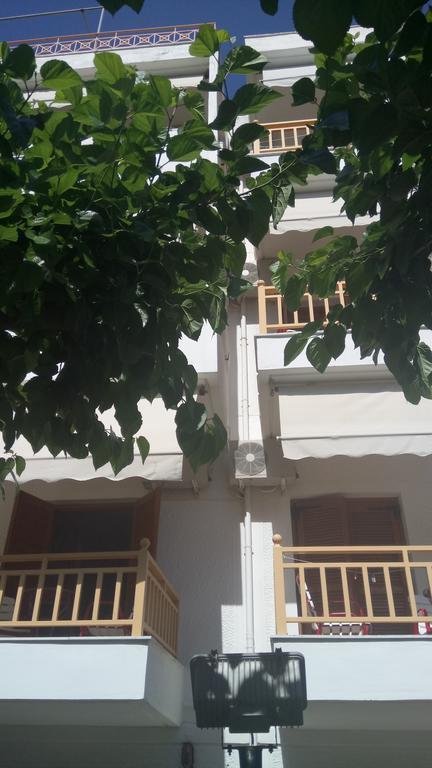 Hotel Aidipsos Лутра Едипсу Екстериор снимка